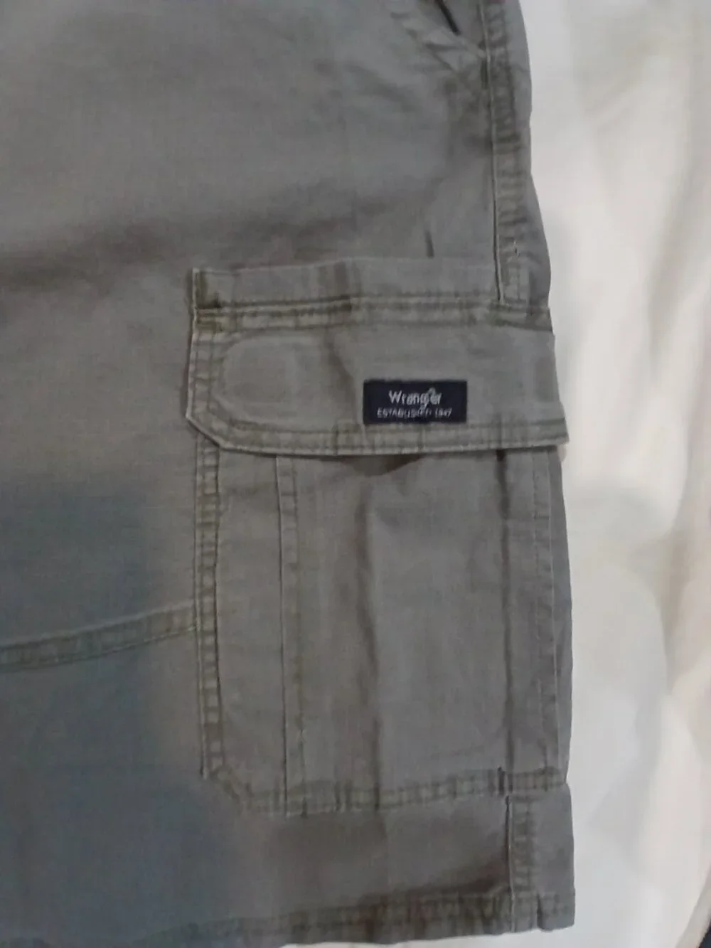 Wrangler Five Star Premium Cargo Shorts Men's 44 Olive Relaxed Fit NWT